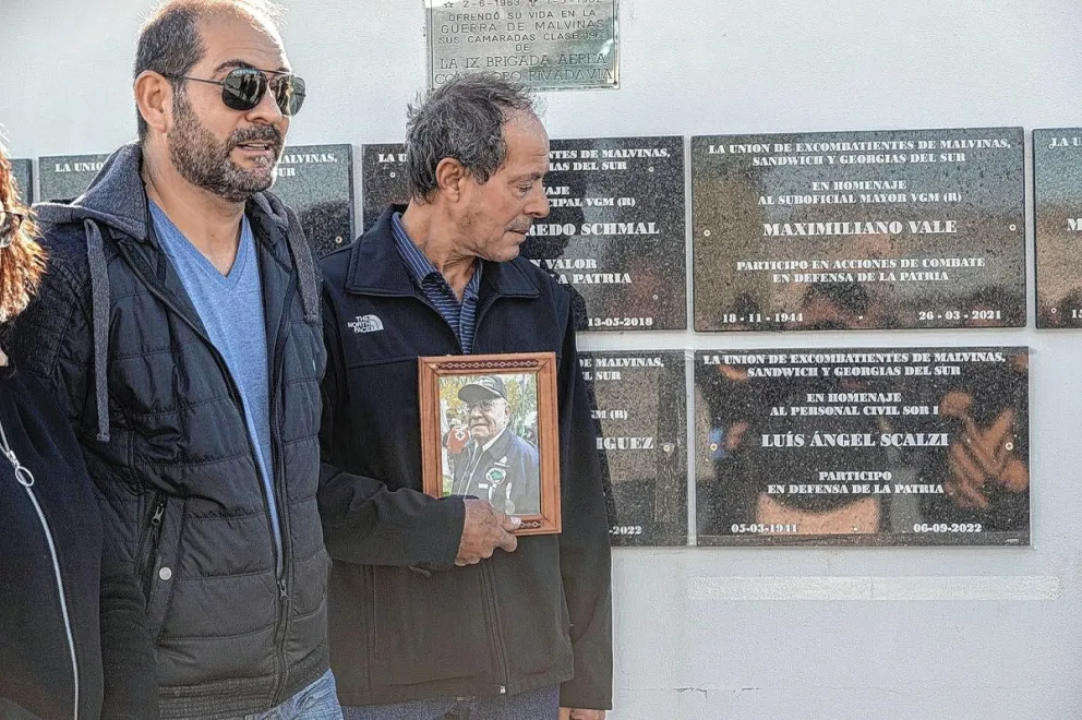 Con el homenaje al soldado Héctor Bordón se iniciaron los actos por el 41º Aniversario de la Gesta de Malvinas