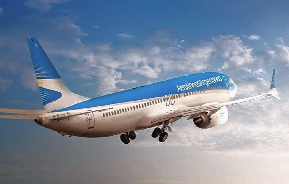 Glinski celebró el incremento de frecuencias de vuelos semanales de Aerolíneas para Comodoro