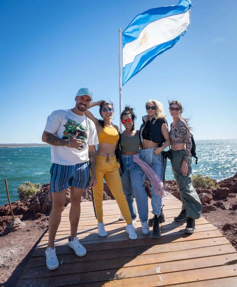 Influencers internacionales realizaron un viaje de prensa por Península Valdés y localidades del VIRCh
