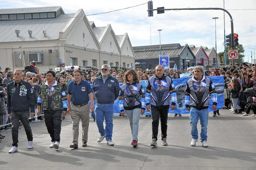 Veteranos que vienen desde Buenos Aires cada 2 de abril: “Comodoro es nuestra segunda casa”