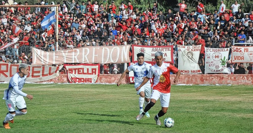 Huracán se adueño del Superclásico y dejó sin invicto al puntero