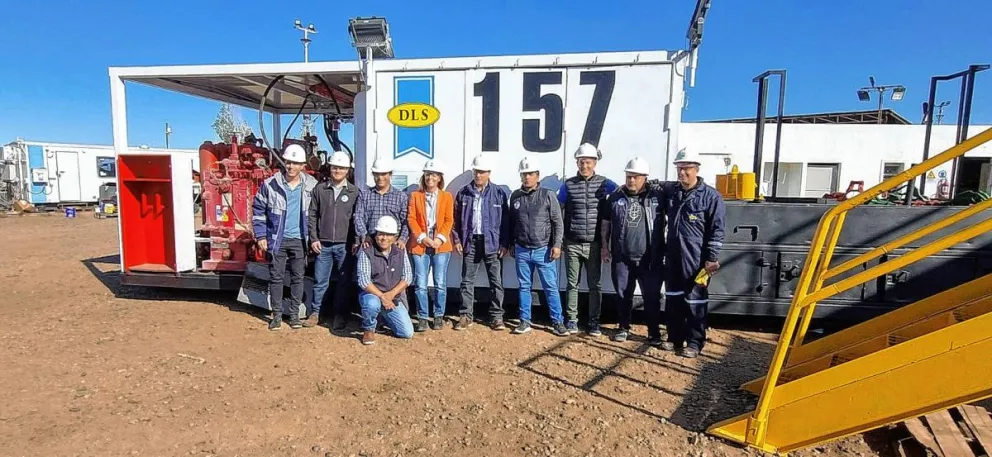 Petroleros Jerárquicos visitaron el perforador que subirá al yacimiento en Chubut