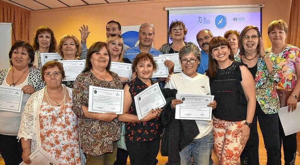 La UNPSJB lanzó los talleres gratuitos para adultos mayores