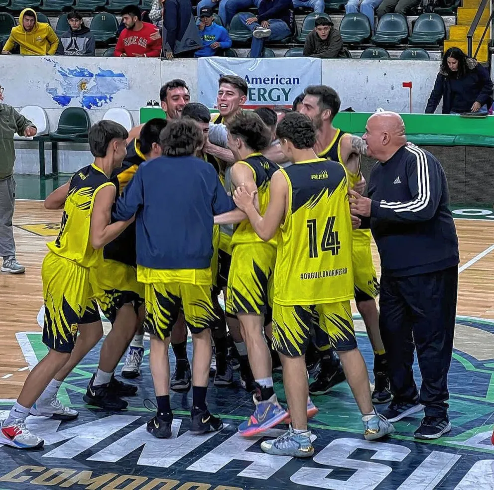 Básquetbol: Semifinales con el clásico y el favorito Náutico
