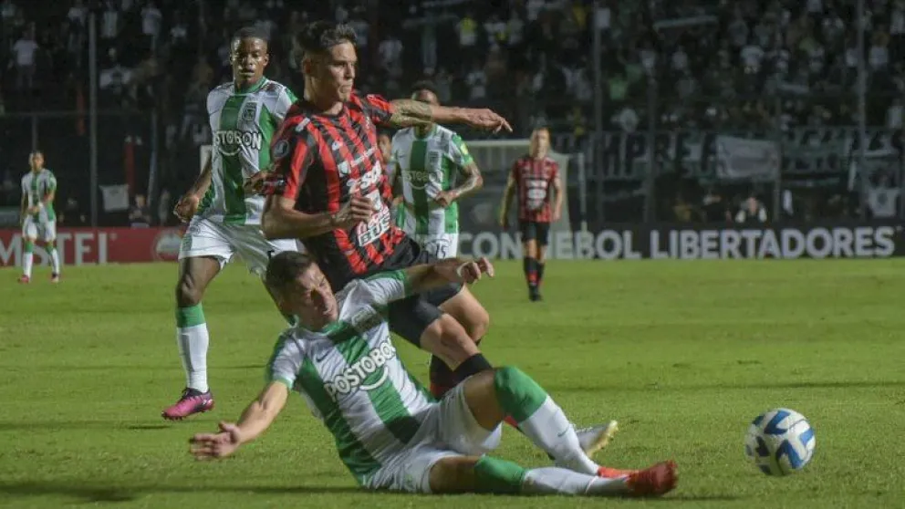 Copa Libertadores: Patronato no pudo en su debut y cayó ante Atlético Nacional