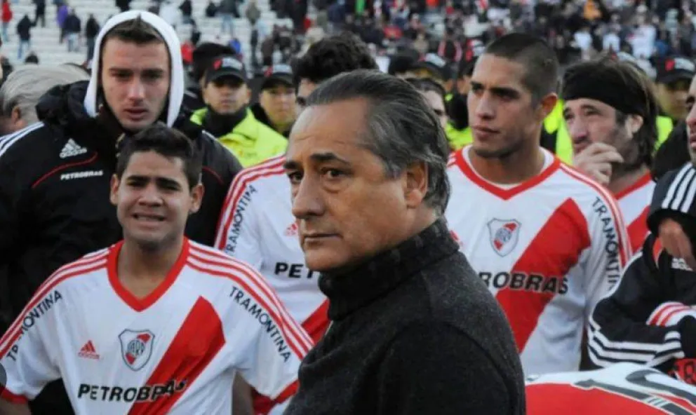 Juan José López: "Lo único que cambiaría de mi vida deportiva es el descenso con River"