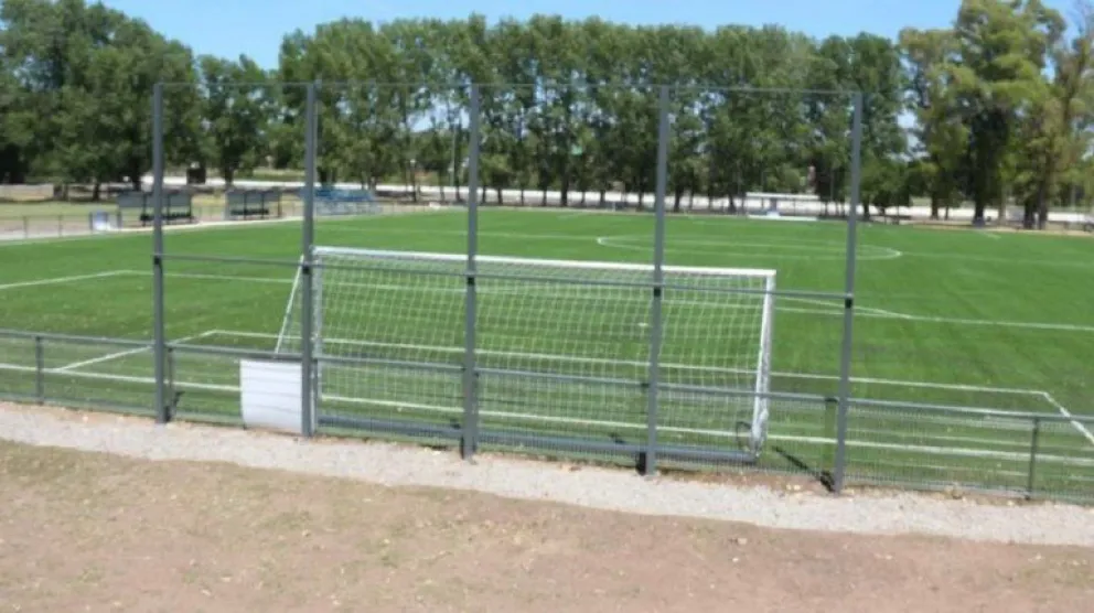 Conmoción en Trenque Lauquen: murió un chico de 13 años en pleno partido de fútbol
