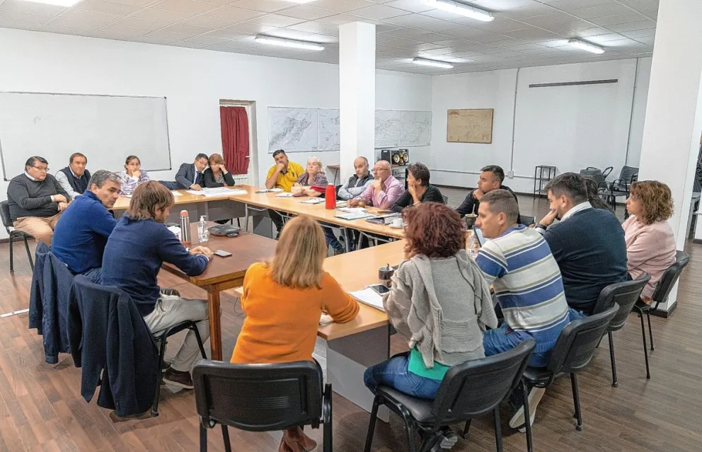 Buscan que se concrete el abandono y sellado de pozos para que las familias puedan acceder al gas