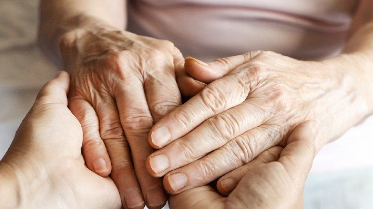 Día Mundial del Parkinson: convocan un abrazo al Congreso para que se aprueben proyectos de inclusión