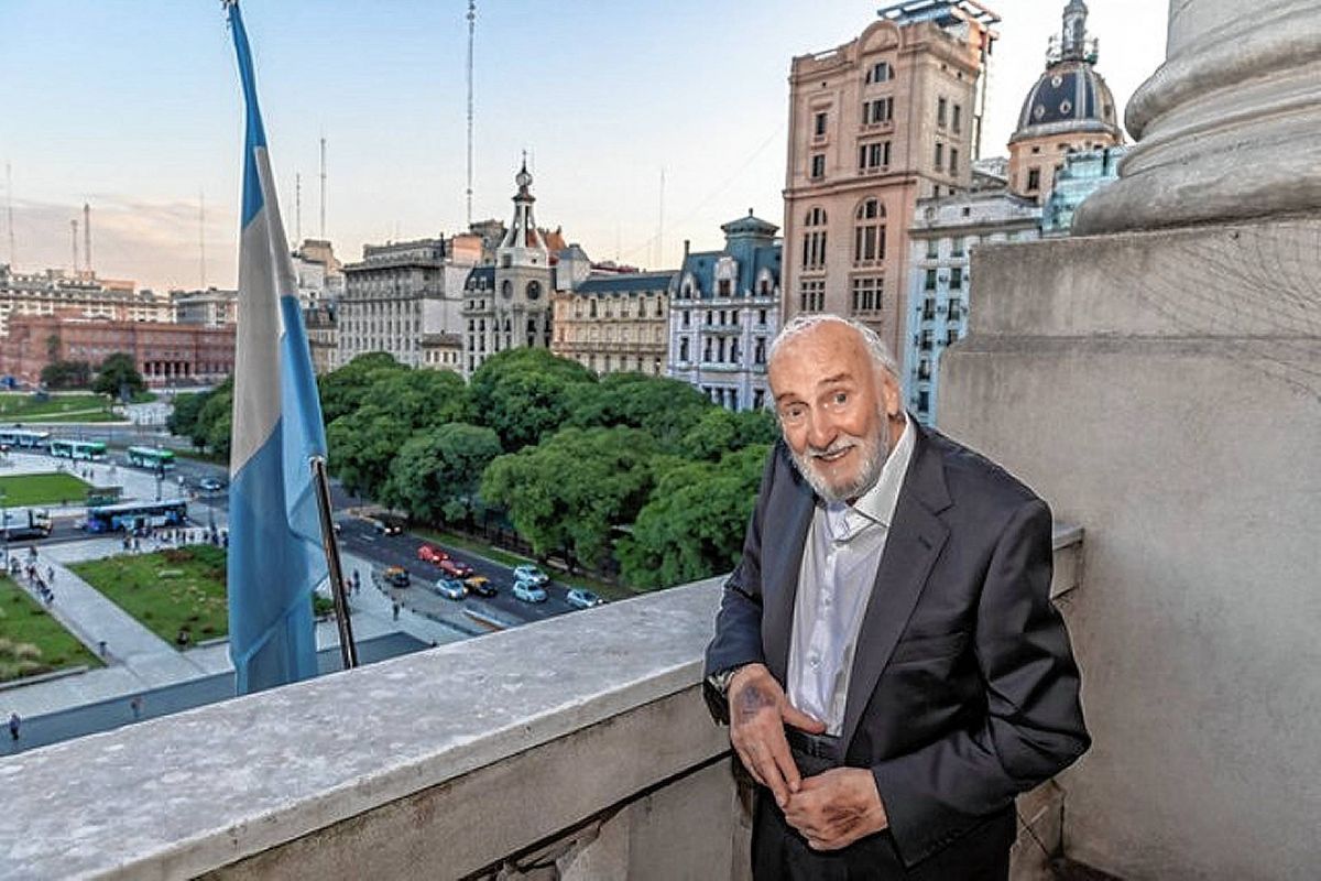 Héctor Alterio fue distinguido como Personalidad Emérita de la Cultura