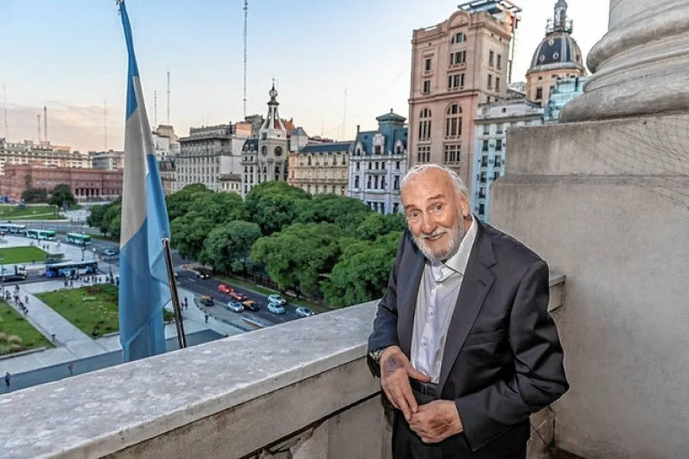 Héctor Alterio fue distinguido como Personalidad Emérita de la Cultura