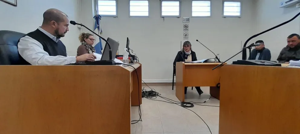 El "Pollito" Barrientos y Héctor Hueicha irán a juicio por un robo agravado cometido el año pasado