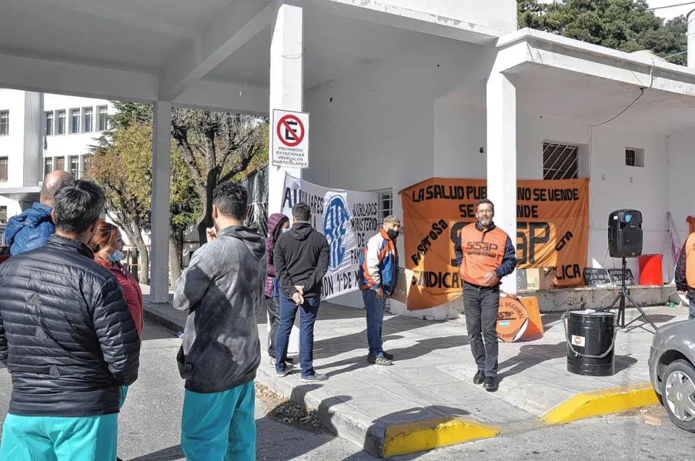Salud pública: Monasterolo se reunirá hoy con SISAP en busca de destrabar el conflicto