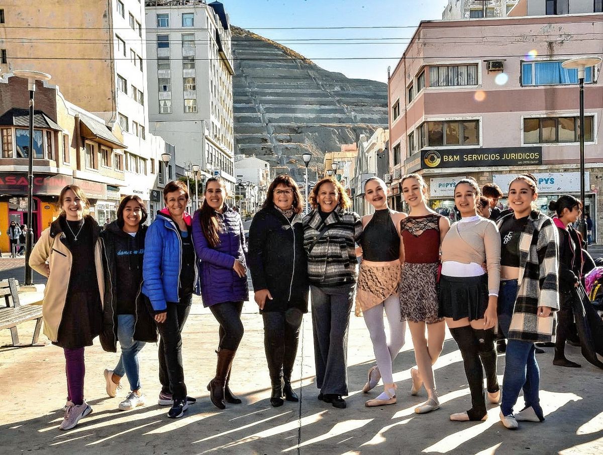 Se viene el primer espectáculo internacional de danzas clásicas en Comodoro Rivadavia