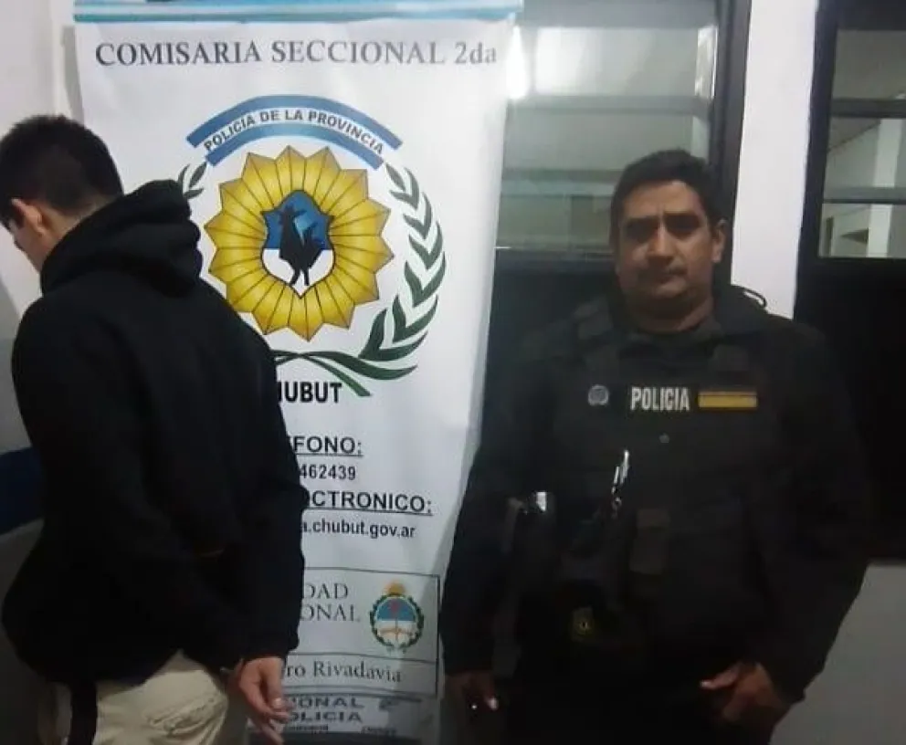 Tenía pedido de captura y fue detenido en un bar