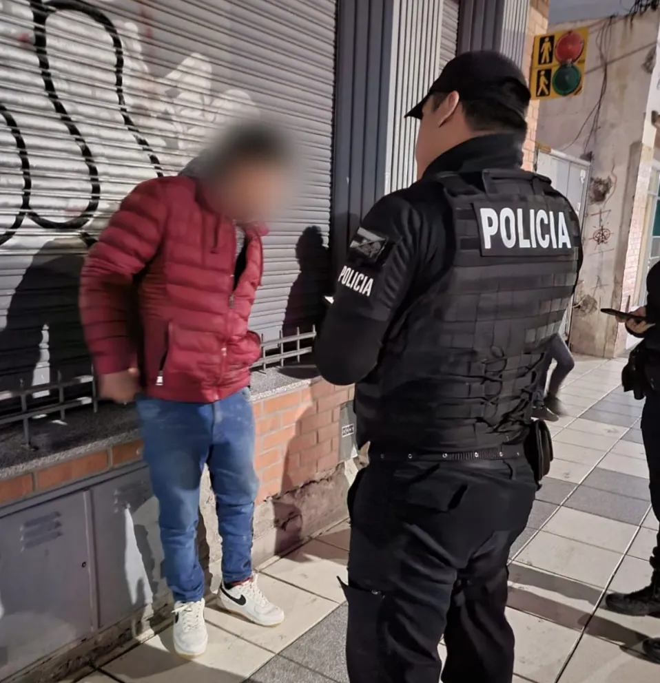 Lo agredieron y lesionaron en una pierna con un arma blanca pero no quiso denunciar el hecho