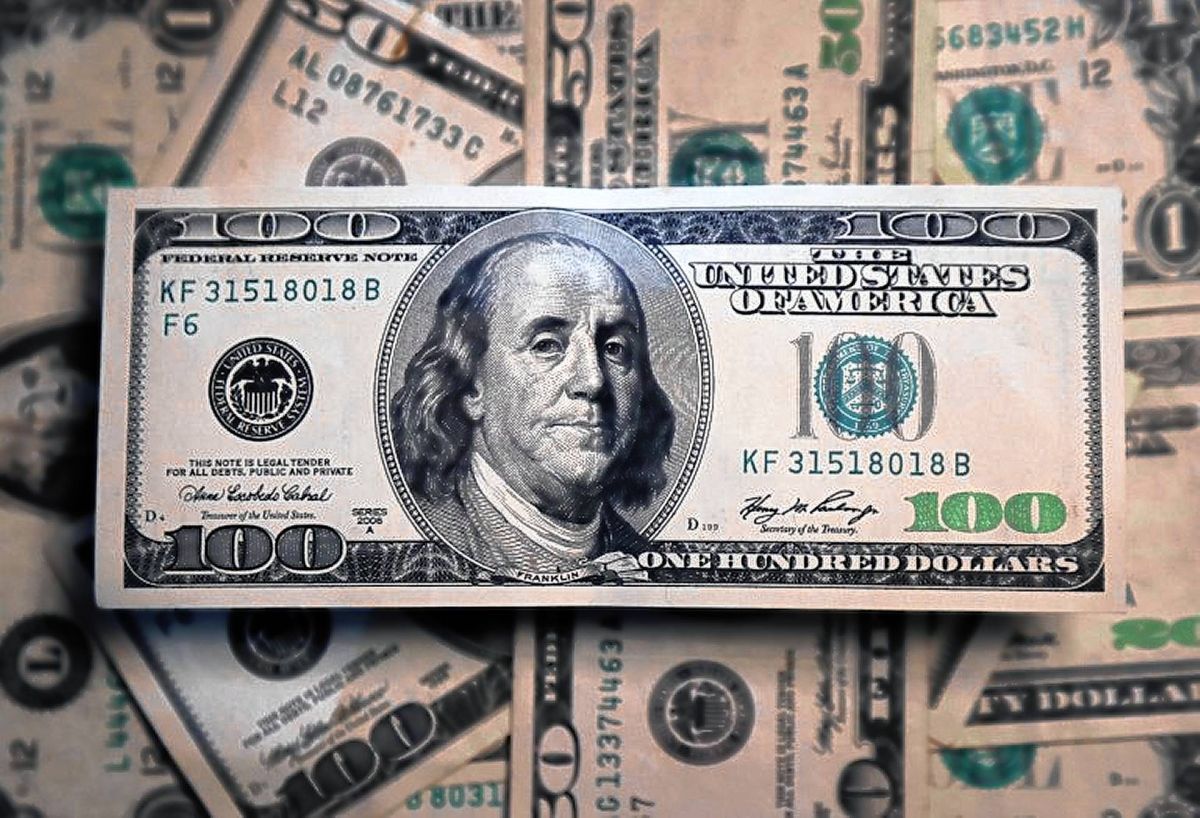 El dólar blue imparable, alcanzó un nuevo máximo histórico