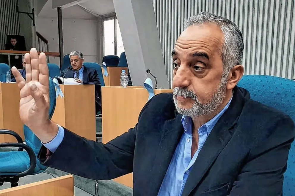 Murió el diputado Matías Mazú en un accidente cerca de Guer Aike