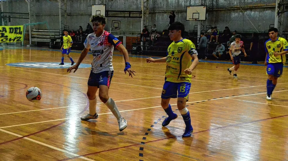 Comienzan los cruces el nacional de futsal C-15 y C-17