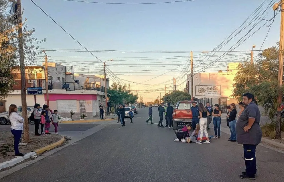 Nene de 6 años atropellado por camioneta en calle sin semáforo ni reductores en Próspero Palazzo