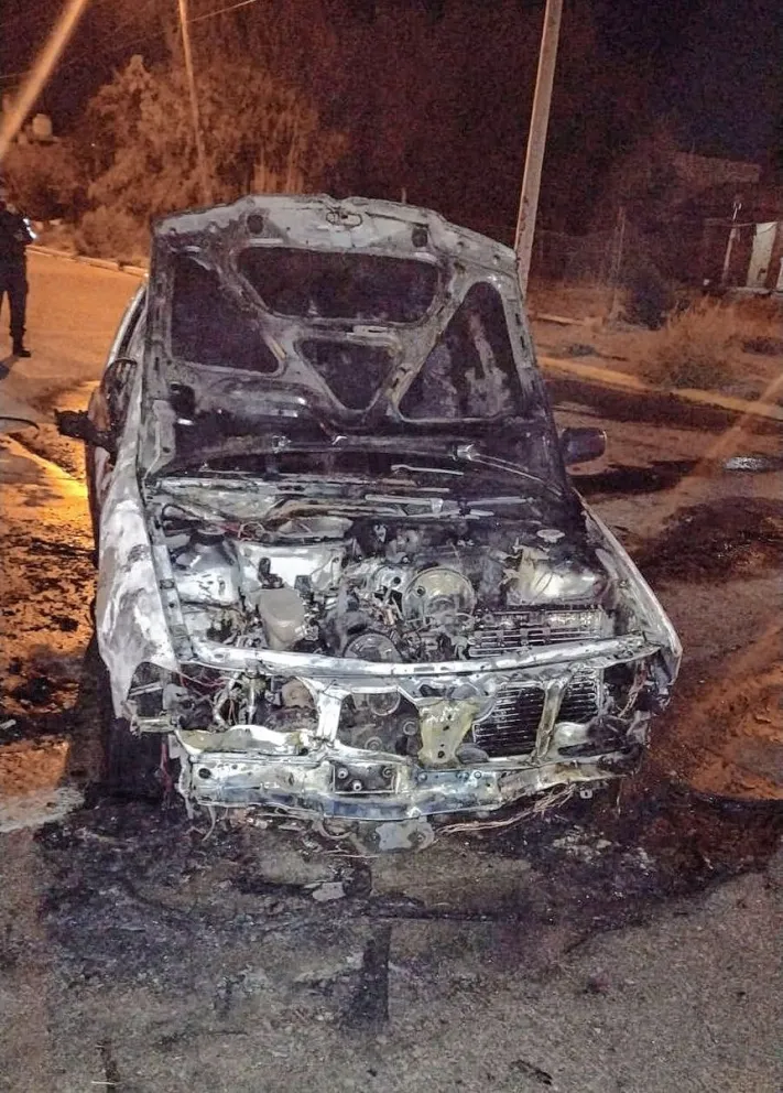 Hallaron un auto incinerado en Palazzo