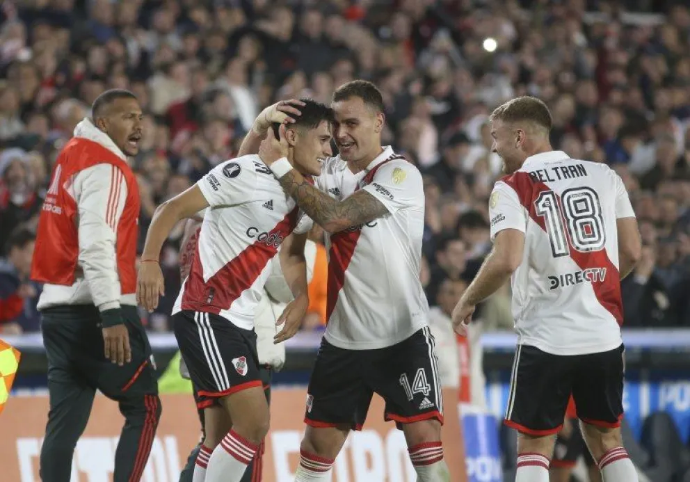 El líder River recibe a Independiente en un clásico con realidades diferentes