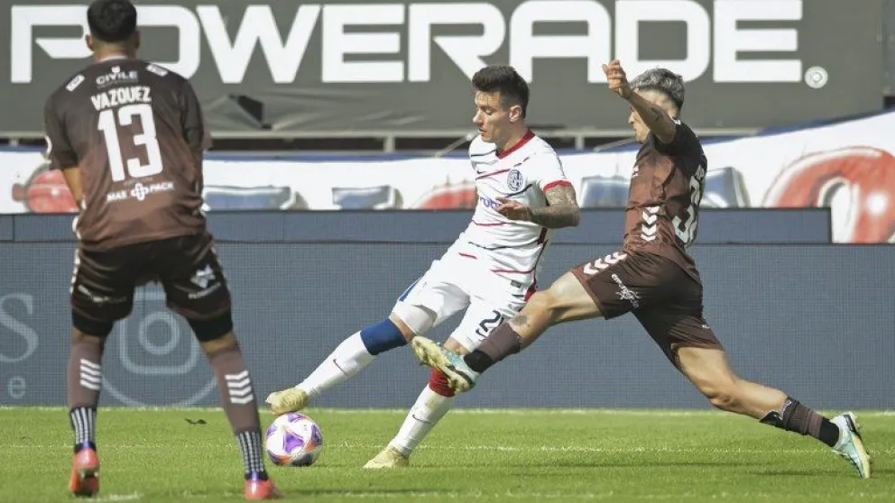 San Lorenzo se lo ganó en la última a Platense y mantiene la ilusión de pelear el torneo