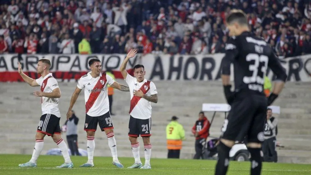 River le ganó a Independiente y volvió a sacar seis puntos de ventaja