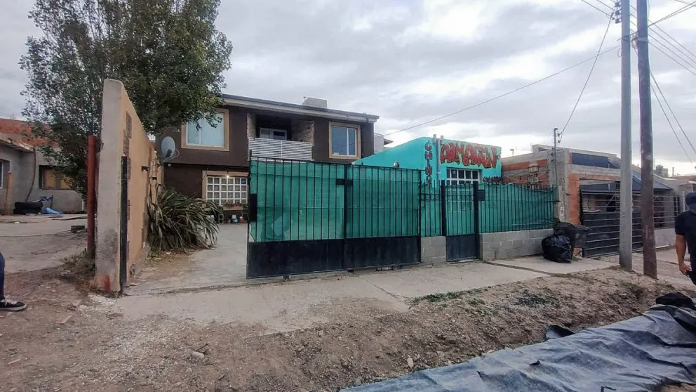 Una fiesta terminó con un herido de arma de fuego y otro de arma blanca