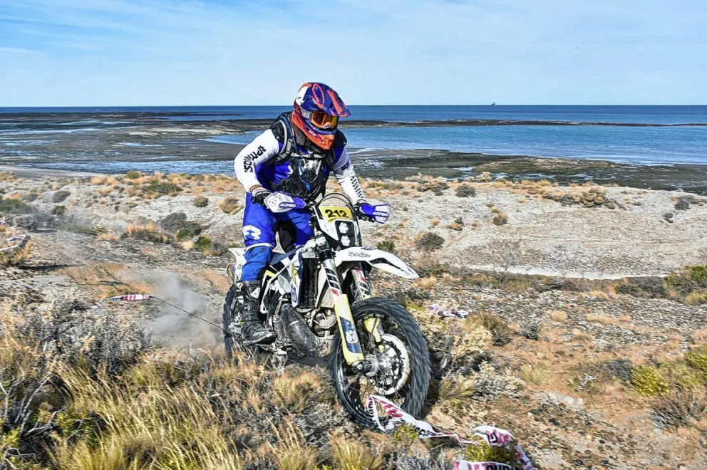El Enduro corre en Caleta Córdova