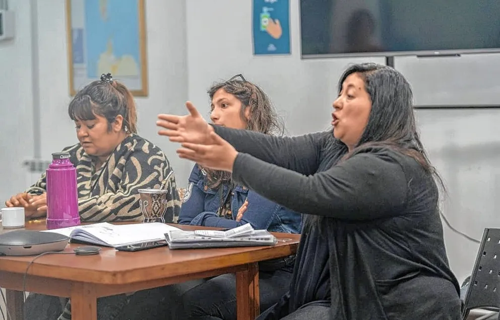Se realizó un encuentro en el Concejo con referentes de El Faro y buscan avanzar en la regularización