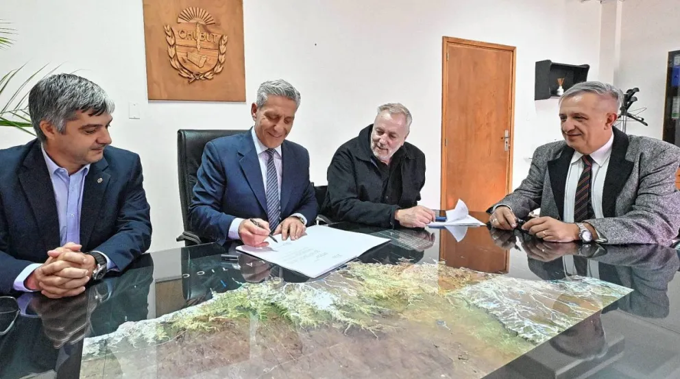 Arcioni envió a la Legislatura el proyecto de Ley de Soberanía Energética