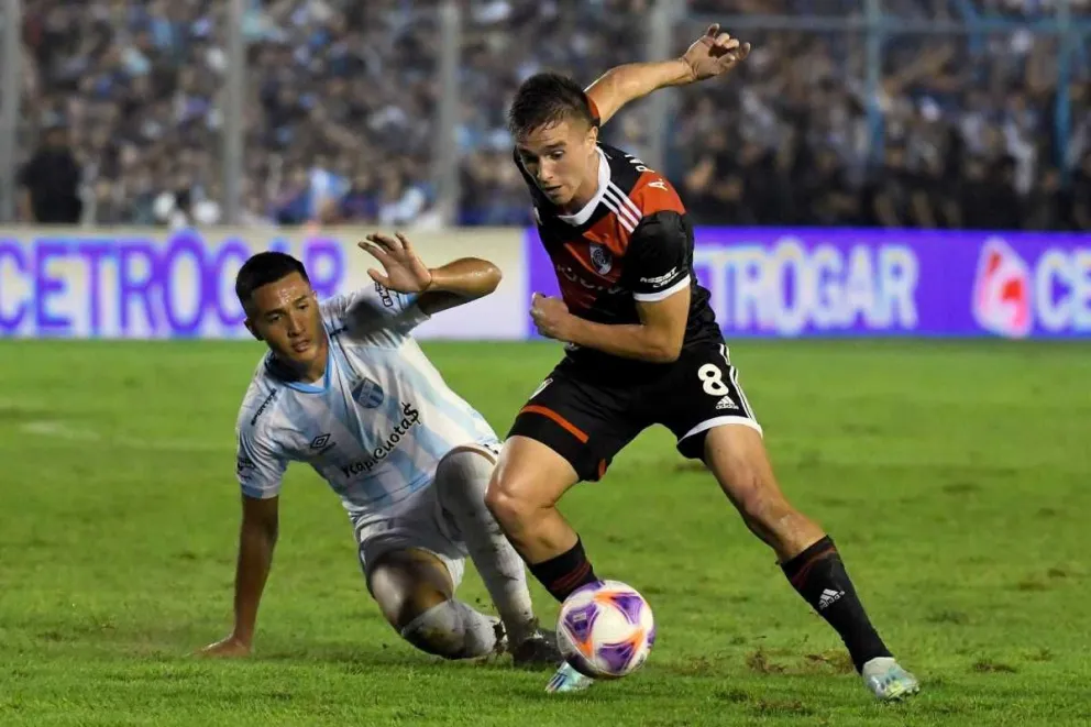 River rescató un valioso punto ante Atlético Tucumán