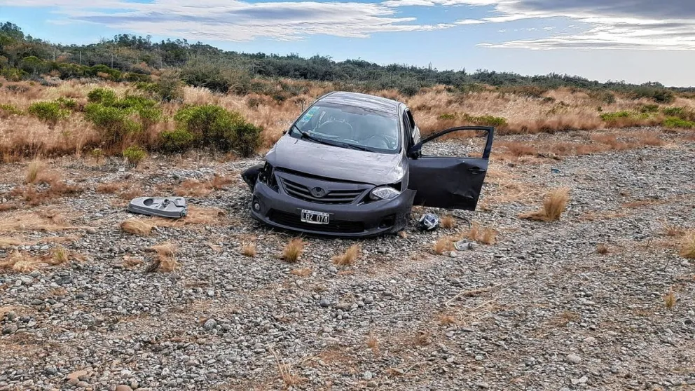 Dos mujeres fallecieron en un vuelco en la Ruta 3