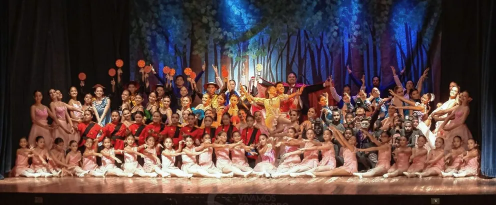 Con una gran variedad de propuestas el Municipio celebró el Día Internacional de la Danza