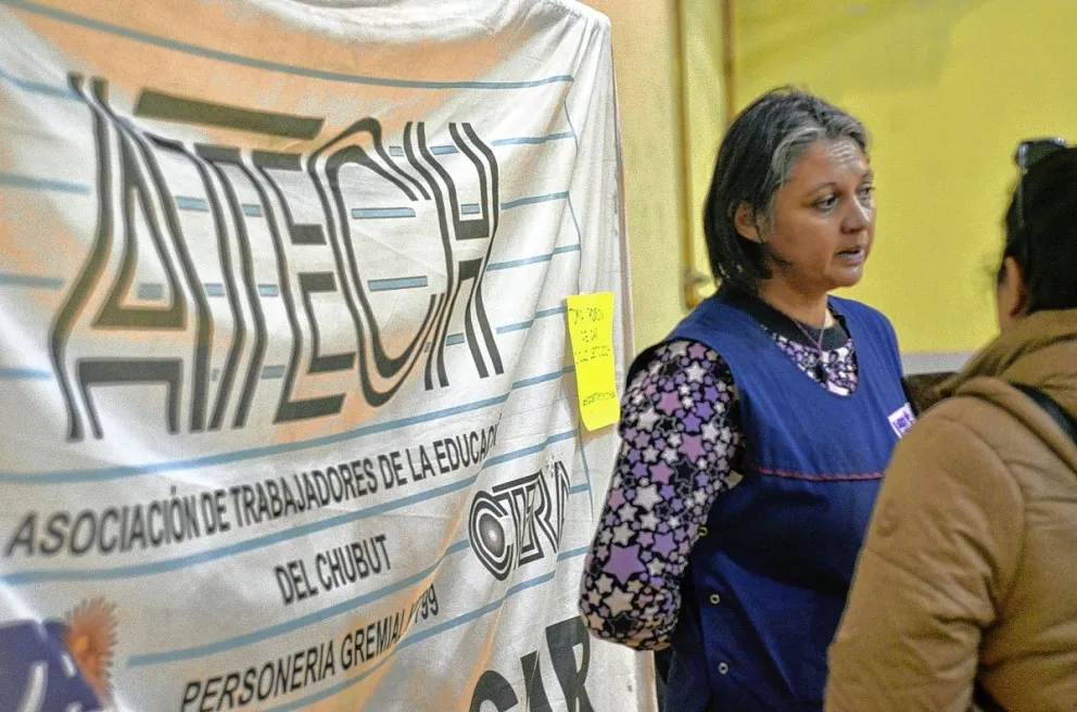 Denuncian irregularidades en el concurso de ingreso a la docencia