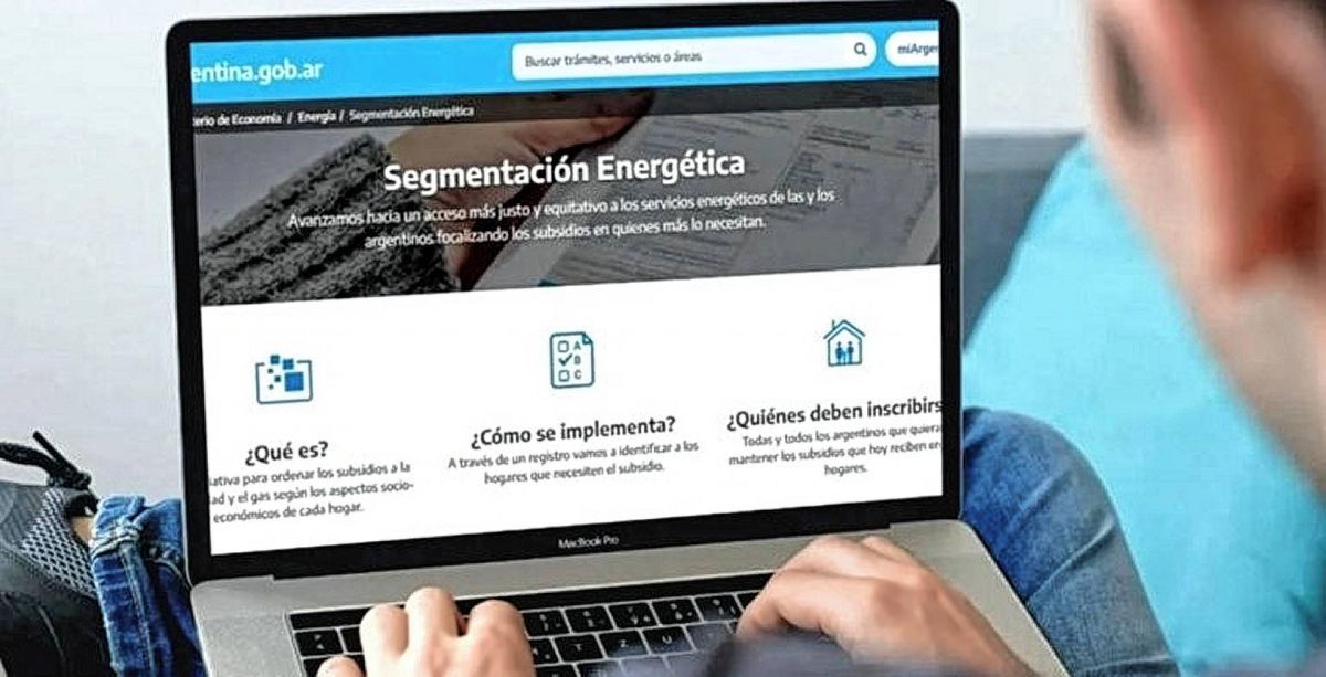 Subsidios de Luz y Gas: el Gobierno busca que el salario del trabajador le gane a las tarifas