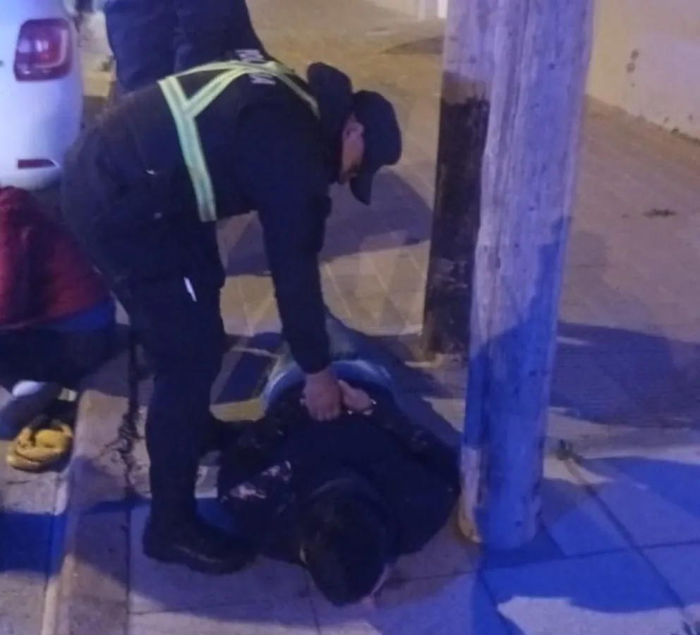 Le robó el celular a una mujer y fue detenido 