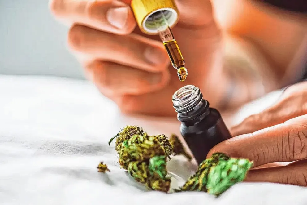 Lo despidieron de su trabajo  por consumir cannabis medicinal