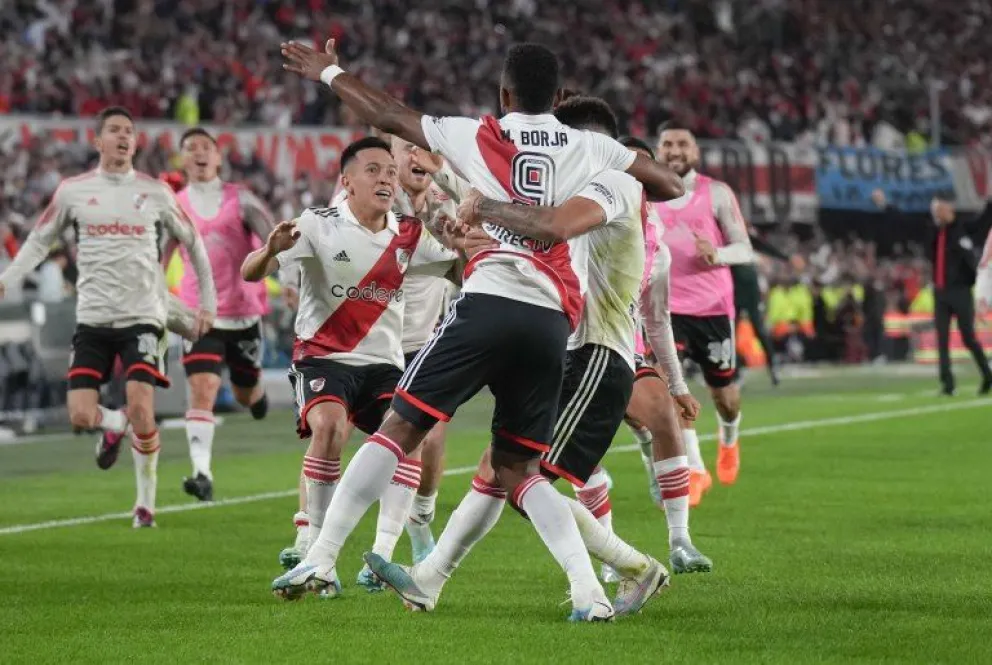 El líder River, envalentonado tras el Superclásico, viaja a Córdoba para jugar con Talleres