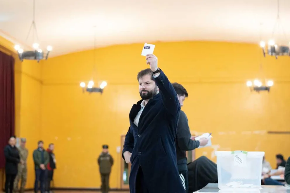Chile: Duro golpe al gobierno de Boric a manos de la derecha en las elecciones constituyentes 