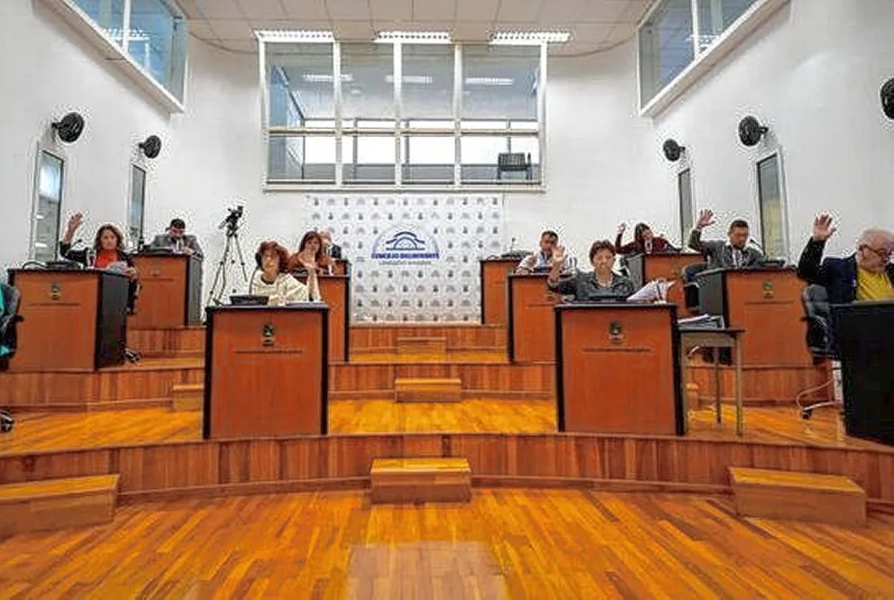 El Concejo aprobó la adhesión al adelanto de elecciones en Chubut