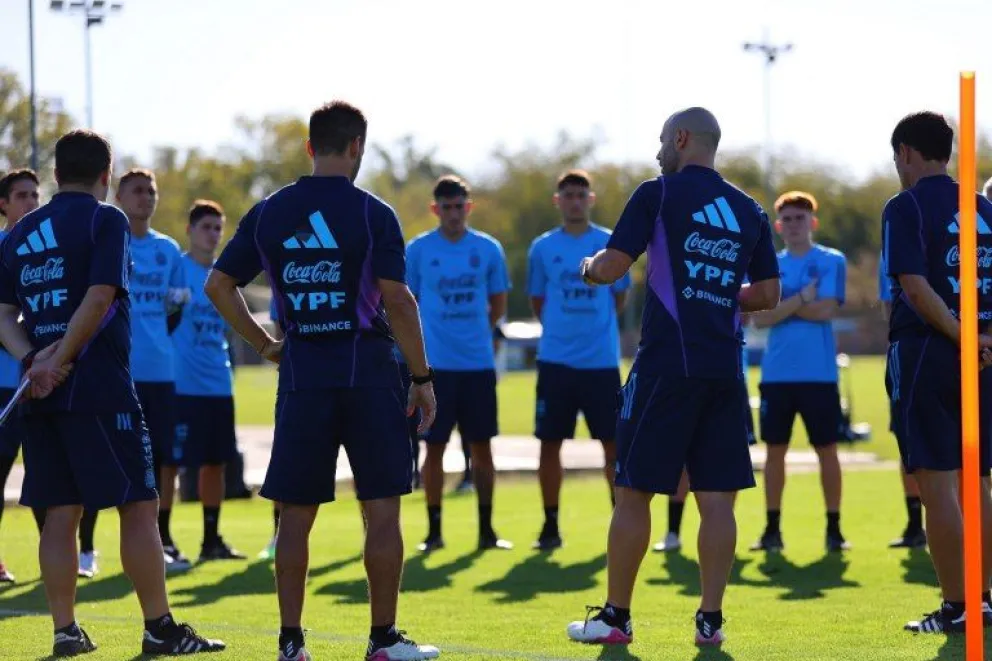 La Selección argentina Sub 20 de Mascherano se puso en marcha a la espera de completar el plantel para el Mundial