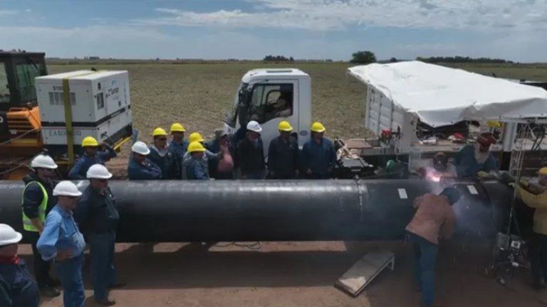 Se hará la última soldadura en el Gasoducto Néstor Kirchner