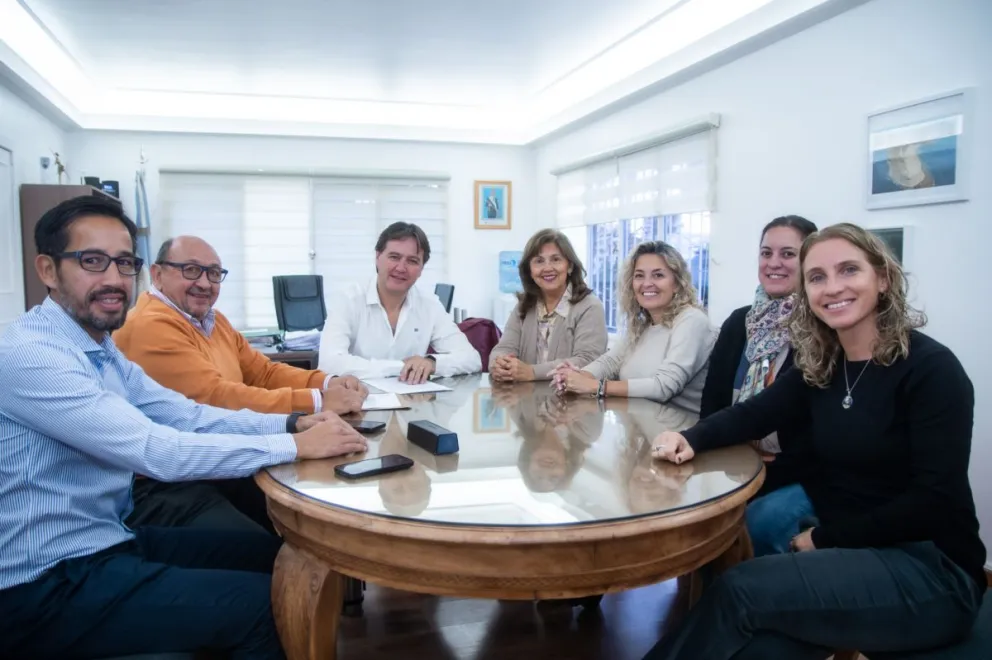 Se firmó un convenio de prestaciones entre el Centro de Salud Dr. René Favaloro y SEROS