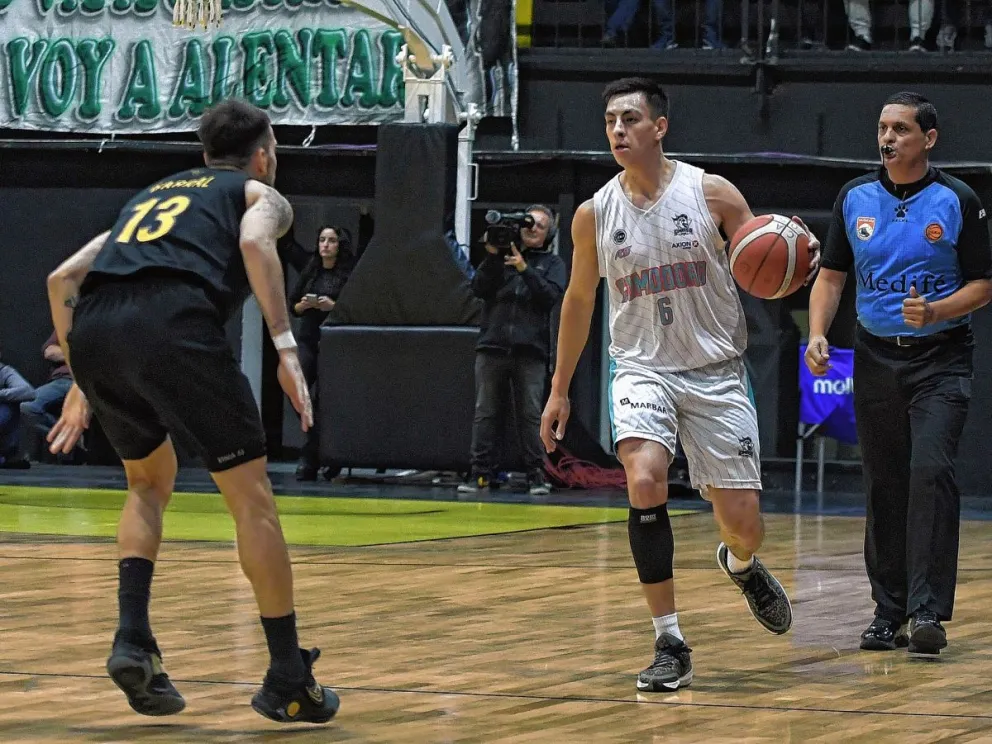 Gimnasia se puso adelante en la serie