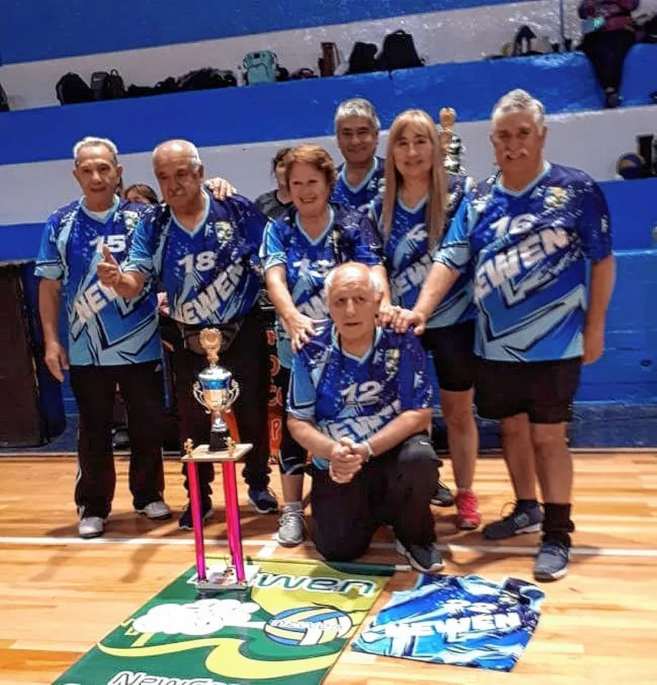 Los comodorenses de Newen ganaron un torneo de +70