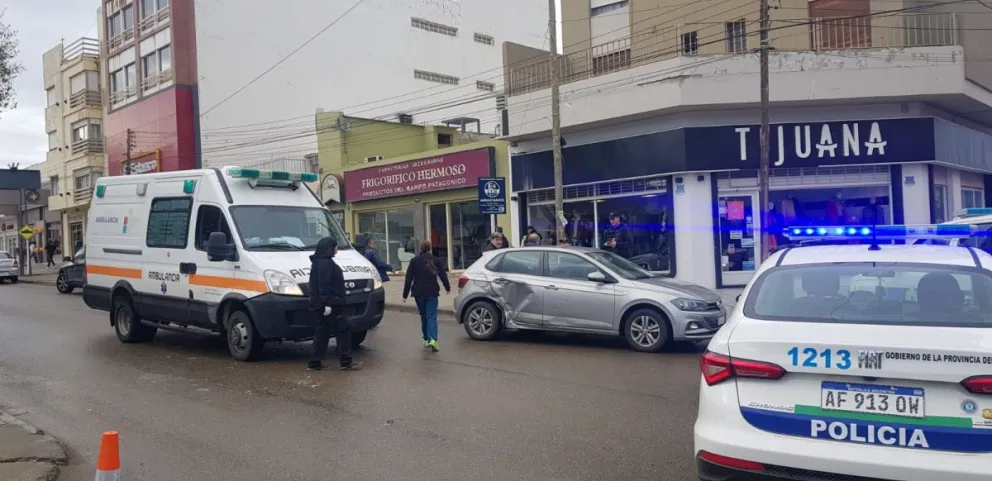Otra vez un choque en Kennedy y Cerro Chenque 