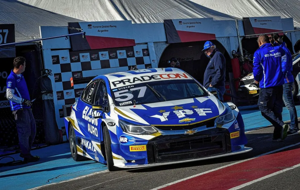 Vivian le arrebató la pole a Montenegro en el TC 2000