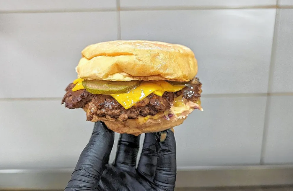 Hamburguesería de Chubut competirá en evento federal que elegirá la mejor hamburguesa del país
